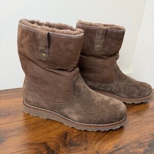 UGG Sundance Waterproof Shearling Boots Brown Suede Vibram Mens Size 12
